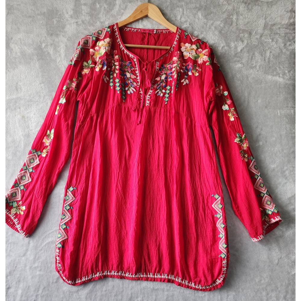 Johnny Was Top Womens Size Medium Embroidered Vanessa Tunic Blouse Split Hem
